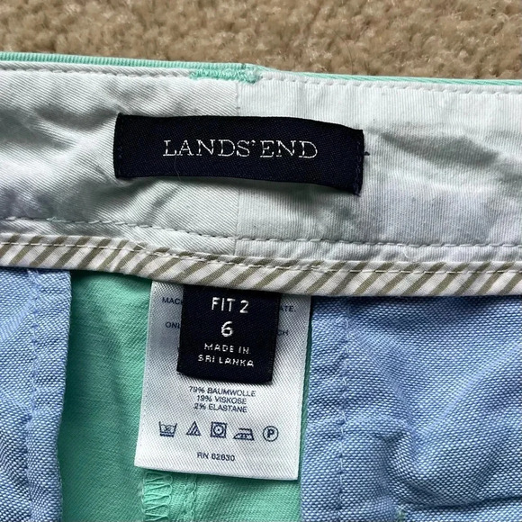 Lands’ End Women’s Green Fit 2 Bermuda Shorts - Size 6 - VGUC - Stretch - Picture 4 of 9